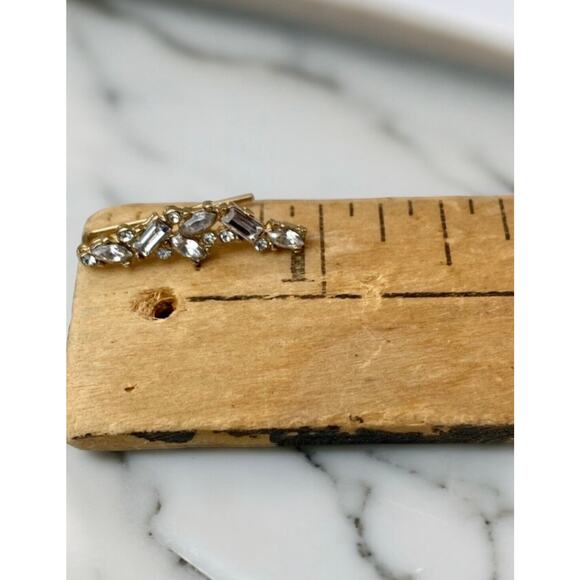 New SUGARFIX by BaubleBar Crystal Cluster Ear Crawlers - Gold - Picture 4 of 8